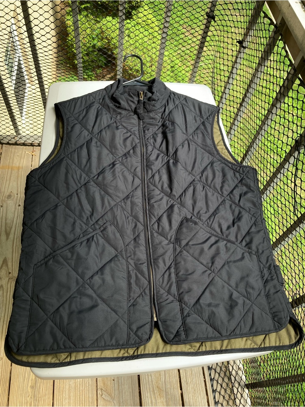 J. Crew Black Quilted Light Puffer Zip Up Vest Green Cotton Lining